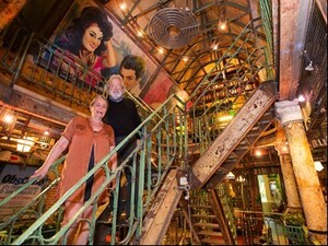 monument-van-riel monument-van-riel